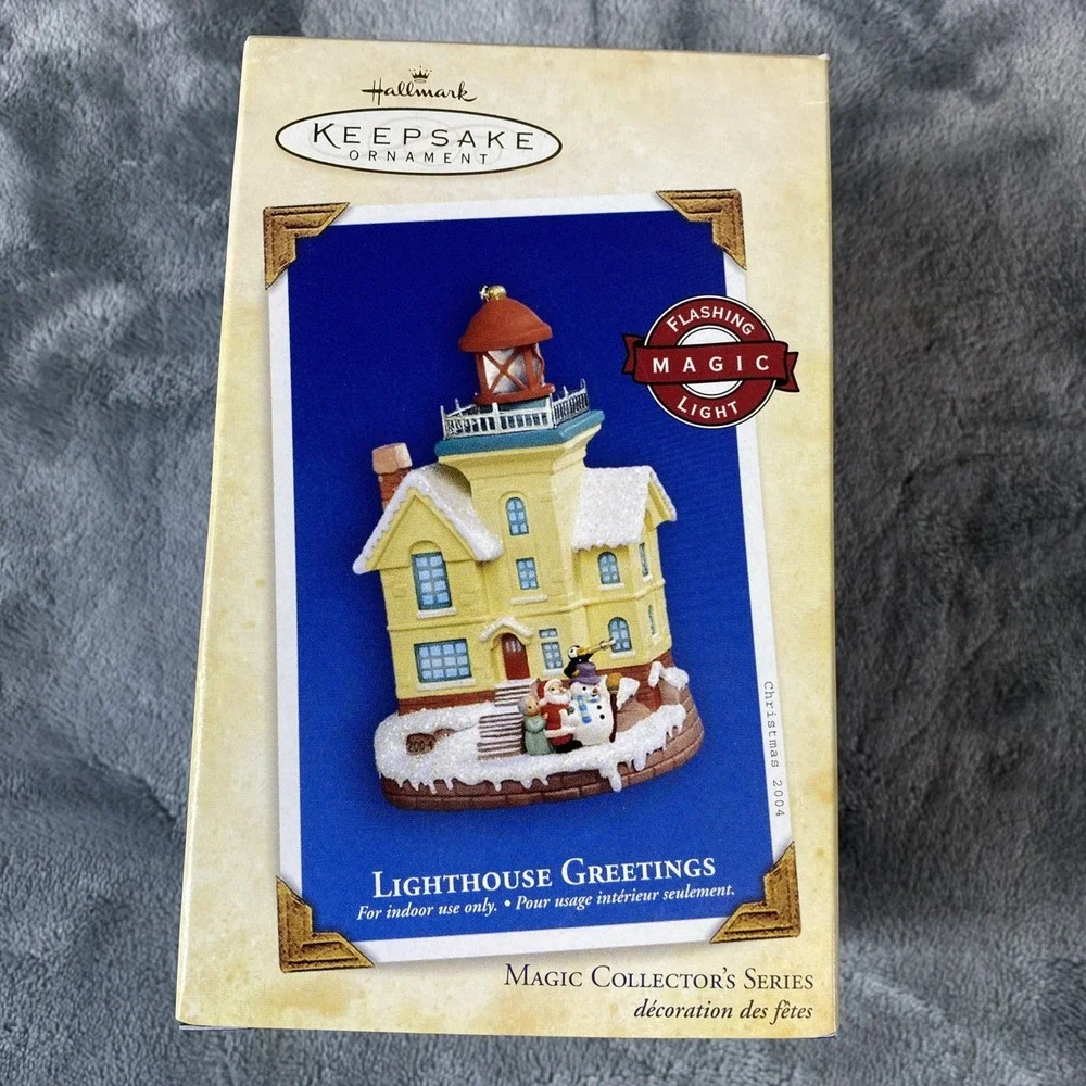 Hallmark Keepsake 2004 Lighthouse Greetings #8 Ornament Magic Collectors Series